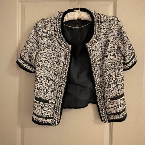 McGinn Kitty Short Sleeve Black Tweed Jacket in Size 4 - Picture 4 of 11